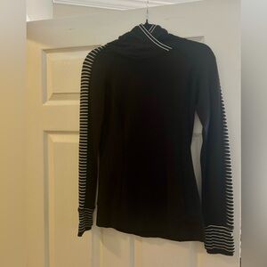 Lululemon Black with stripes long sleeve Size 4